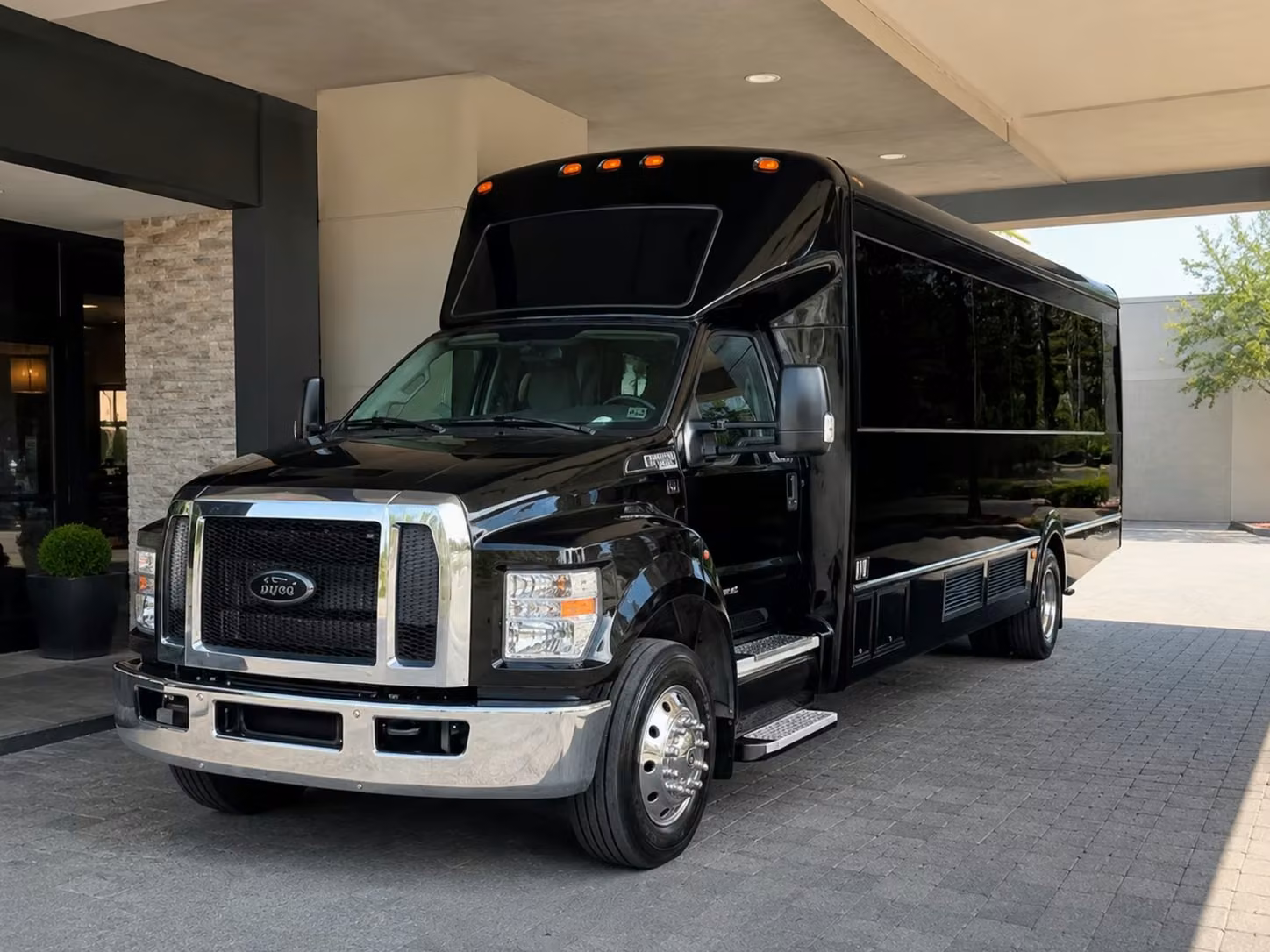 bakersfieldcharterbus com helps you book bakersfield bachelorette party bus rentals for the whole weekend