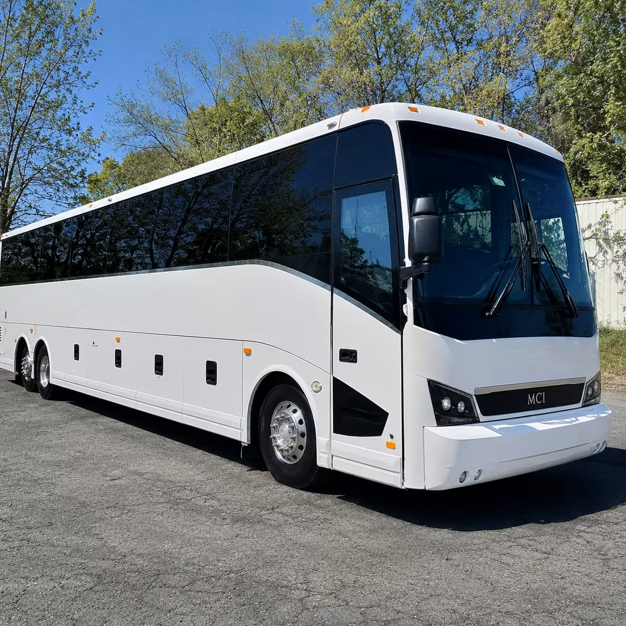 shuttle buses for sunday services and weekly worship programs in bakersfield