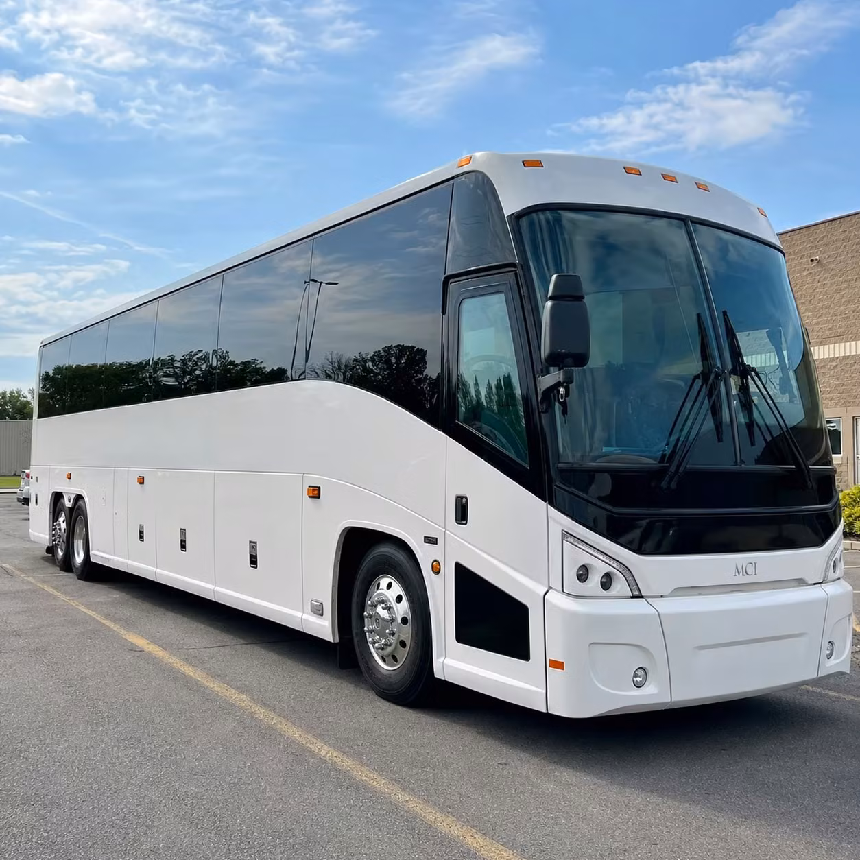 you can find and book long distance transportation in bakersfield and any nearby city